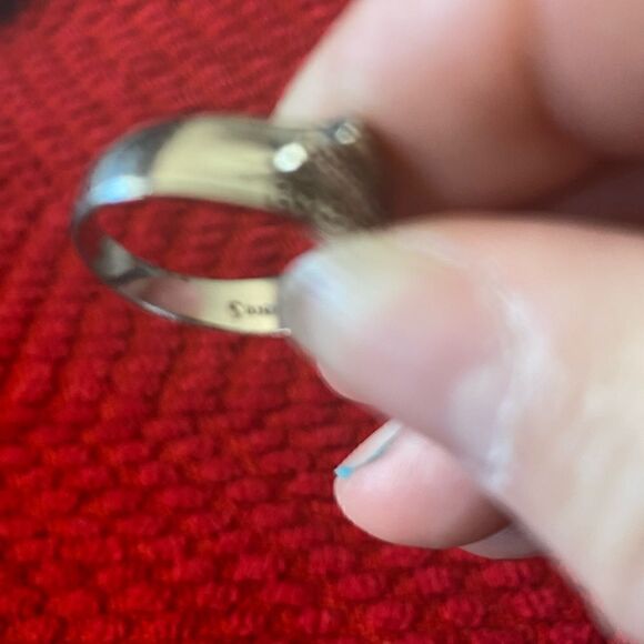 925 Sterling Silver Ring with White Stones - Size 7 - Picture 4 of 4